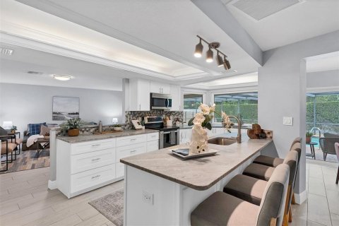 Casa en venta en Tampa, Florida, 4 dormitorios, 240.99 m2 № 1570444 - foto 20
