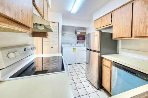 Condominio en venta en Gainesville, Florida, 2 dormitorios, 93 m2 № 1566548 - foto 6