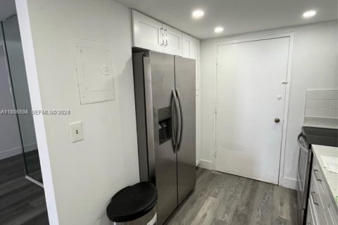 Copropriété à vendre à Aventura, Floride: 2 chambres, 116.22 m2 № 2049093 - photo 3