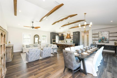 House in Sarasota, Florida 6 bedrooms, 322.37 sq.m. № 1757322 - photo 12