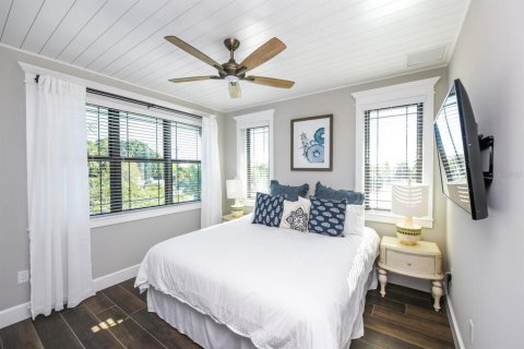 House in Sarasota, Florida 6 bedrooms, 322.37 sq.m. № 1757322 - photo 30