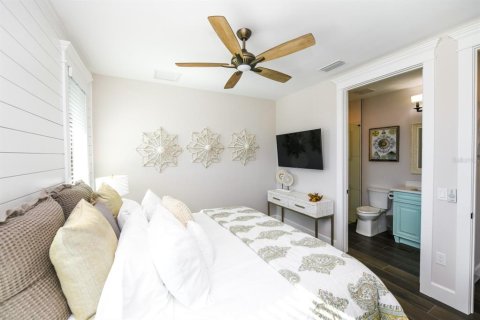 House in Sarasota, Florida 6 bedrooms, 322.37 sq.m. № 1757322 - photo 27