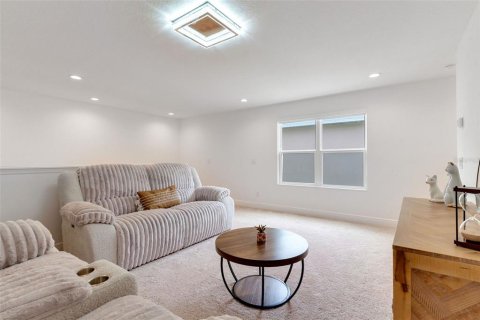 Casa en venta en Clermont, Florida, 4 dormitorios, 271.65 m2 № 1846523 - foto 22