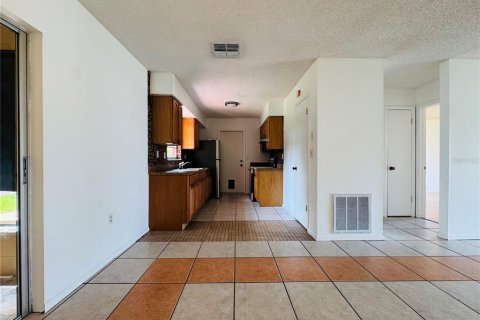 House in Spring Hill, Florida 2 bedrooms, 102.66 sq.m. № 1869734 - photo 4