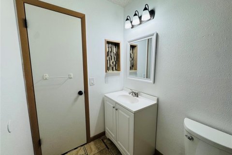 House in Spring Hill, Florida 2 bedrooms, 102.66 sq.m. № 1869734 - photo 7
