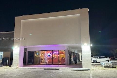 Immobilier commercial à Plantation, Floride № 2082778