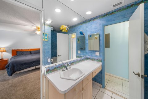 Casa en venta en Lauderhill, Florida, 2 dormitorios, 141.21 m2 № 1975771 - foto 16