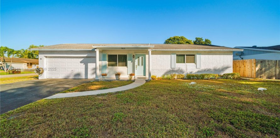 Casa en Lauderhill, Florida 2 dormitorios, 141.21 m2 № 1975771