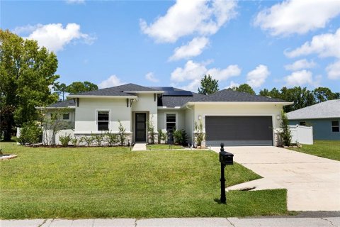 House in Palm Coast, Florida 4 bedrooms, 214.23 sq.m. № 1900884 - photo 1