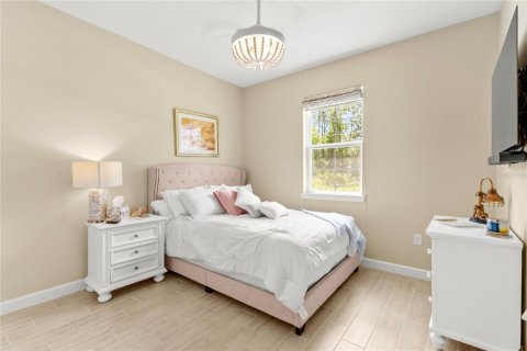 House in Palm Coast, Florida 4 bedrooms, 214.23 sq.m. № 1900884 - photo 3
