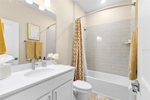House in Palm Coast, Florida 4 bedrooms, 214.23 sq.m. № 1900884 - photo 29
