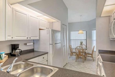 Copropriété à vendre à Bradenton, Floride: 2 chambres, 109.07 m2 № 1747336 - photo 9