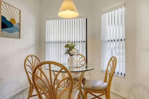 Copropriété à vendre à Bradenton, Floride: 2 chambres, 109.07 m2 № 1747336 - photo 10