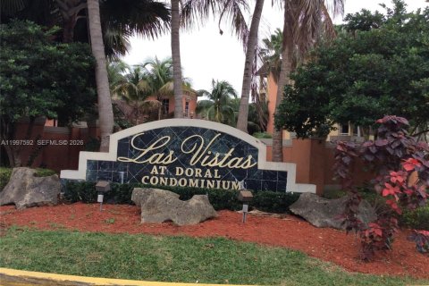 Condo in Doral, Florida, 1 bedroom  № 2065029 - photo 2