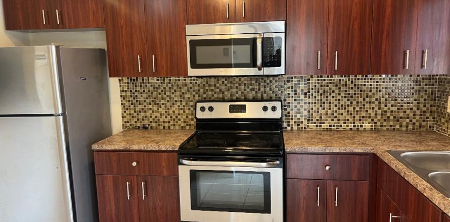 Condo à Margate, Floride, 2 chambres  № 2146954