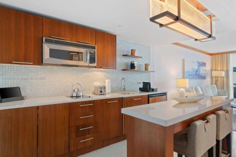 Купить кондоминиум в Майами-Бич, Флорида 1 спальня, 71.72м2, № 2020946 - фото 4