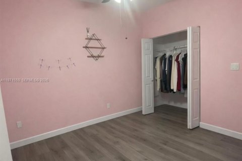 Casa en venta en Homestead, Florida, 4 dormitorios, 175.03 m2 № 2033787 - foto 18