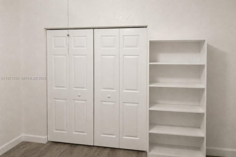 Casa en venta en Homestead, Florida, 4 dormitorios, 175.03 m2 № 2033787 - foto 9