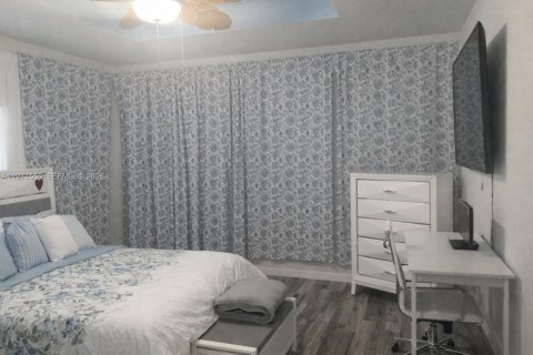 Casa en venta en Homestead, Florida, 4 dormitorios, 175.03 m2 № 2033787 - foto 29