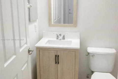 Casa en venta en Homestead, Florida, 4 dormitorios, 175.03 m2 № 2033787 - foto 23