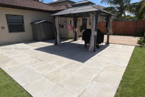 Casa en venta en Homestead, Florida, 4 dormitorios, 175.03 m2 № 2033787 - foto 10