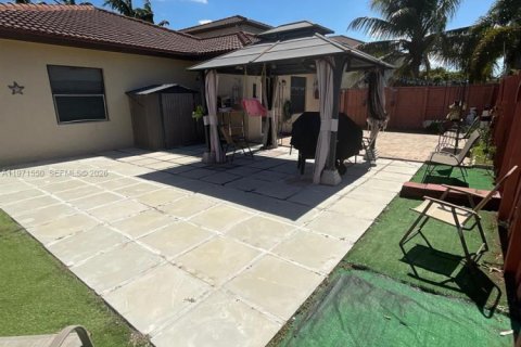 Casa en venta en Homestead, Florida, 4 dormitorios, 175.03 m2 № 2033787 - foto 22