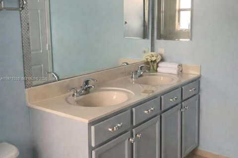 Casa en venta en Homestead, Florida, 4 dormitorios, 175.03 m2 № 2033787 - foto 12