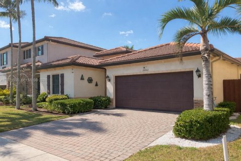 Casa en Homestead, Florida 4 dormitorios, 175.03 m2 № 2033787