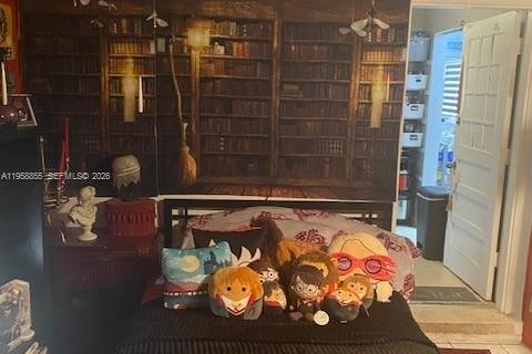 House in Hialeah, Florida 4 bedrooms, 161.56 sq.m. № 2017780 - photo 24