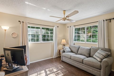 House in Hudson, Florida 3 bedrooms, 179.21 sq.m. № 1313447 - photo 28