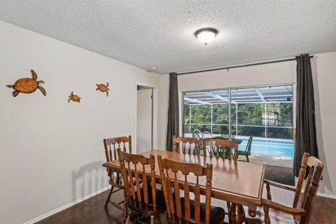 House in Hudson, Florida 3 bedrooms, 179.21 sq.m. № 1313447 - photo 11