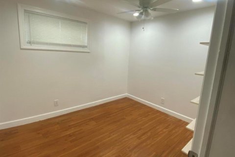 Casa en alquiler en Fort Lauderdale, Florida, 5 dormitorios, 148.55 m2 № 2083851 - foto 4