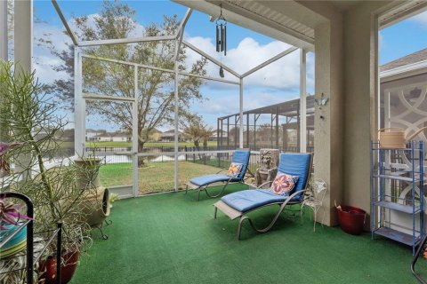 House in Orlando, Florida 4 bedrooms, 238.02 sq.m. № 2101255 - photo 17