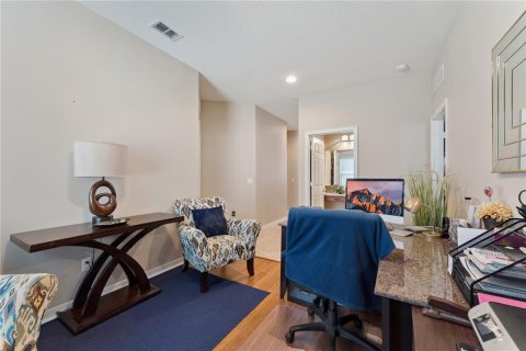 House in Orlando, Florida 4 bedrooms, 238.02 sq.m. № 2101255 - photo 27