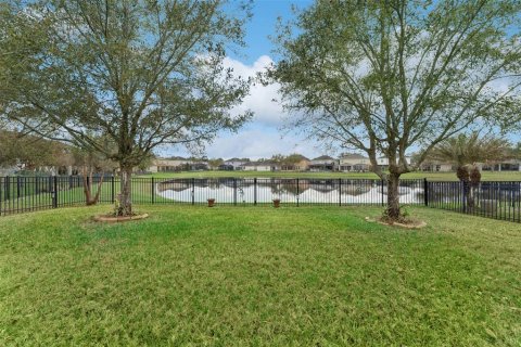 House in Orlando, Florida 4 bedrooms, 238.02 sq.m. № 2101255 - photo 4
