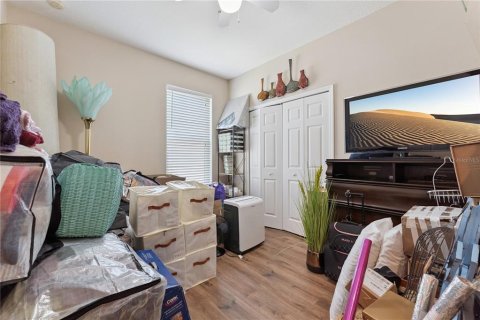 House in Orlando, Florida 4 bedrooms, 238.02 sq.m. № 2101255 - photo 25