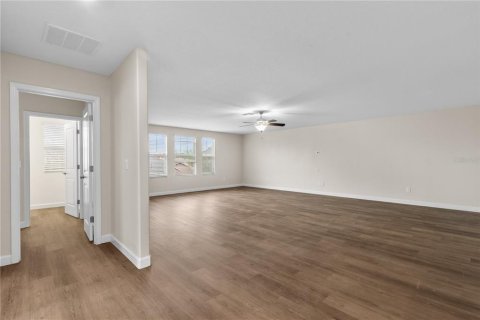 Casa en venta en Land O' Lakes, Florida, 5 dormitorios, 350.52 m2 № 2196590 - foto 29