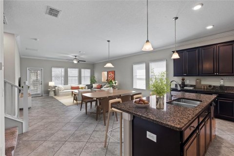 Casa en venta en Land O' Lakes, Florida, 5 dormitorios, 350.52 m2 № 2196590 - foto 13