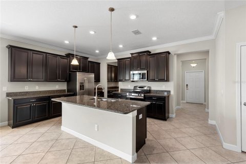 Casa en venta en Land O' Lakes, Florida, 5 dormitorios, 350.52 m2 № 2196590 - foto 8