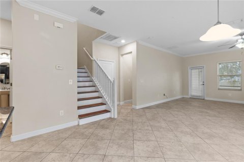 Casa en venta en Land O' Lakes, Florida, 5 dormitorios, 350.52 m2 № 2196590 - foto 15