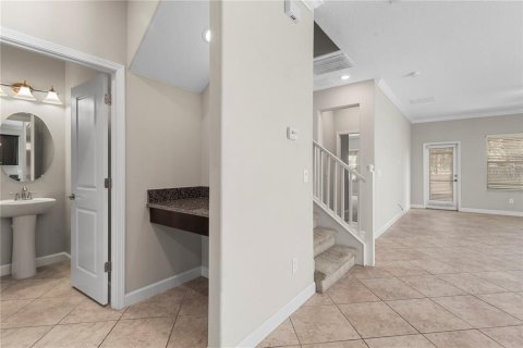 Casa en venta en Land O' Lakes, Florida, 5 dormitorios, 350.52 m2 № 2196590 - foto 14