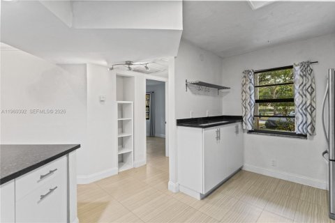 Condominio en alquiler en Plantation, Florida, 3 dormitorios, 102.19 m2 № 2021810 - foto 11