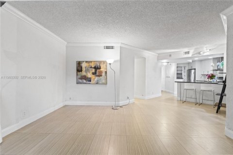 Condominio en alquiler en Plantation, Florida, 3 dormitorios, 102.19 m2 № 2021810 - foto 19