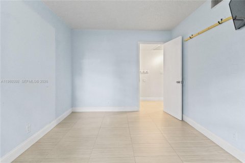 Condominio en alquiler en Plantation, Florida, 3 dormitorios, 102.19 m2 № 2021810 - foto 26