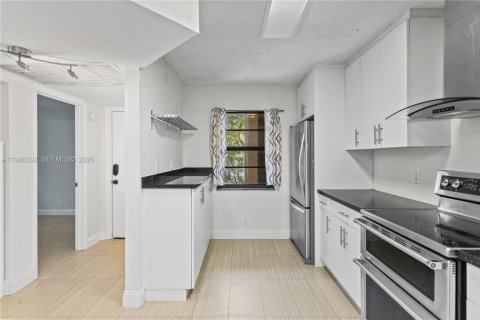 Condominio en alquiler en Plantation, Florida, 3 dormitorios, 102.19 m2 № 2021810 - foto 7