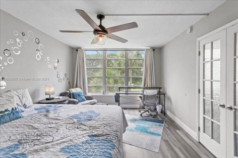 Condo in Pompano Beach, Florida, 3 bedrooms  № 1695089 - photo 11