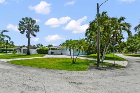 Casa en venta en Wilton Manors, Florida, 3 dormitorios, 157.93 m2 № 2077816 - foto 5