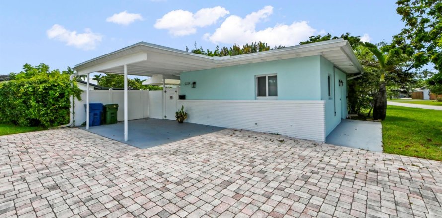 Casa en Wilton Manors, Florida 3 dormitorios, 157.93 m2 № 2077816