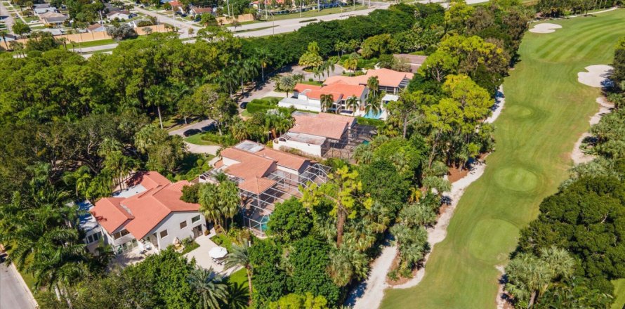 Casa en West Palm Beach, Florida 4 dormitorios, 294.69 m2 № 788057