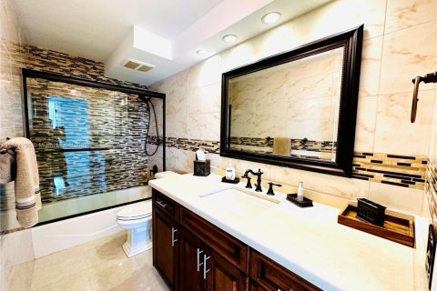 Condominio en alquiler en Hollywood, Florida, 2 dormitorios, 128.21 m2 № 1466254 - foto 6